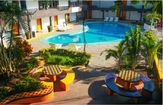 Hotel Gina Tecoman Exterior photo