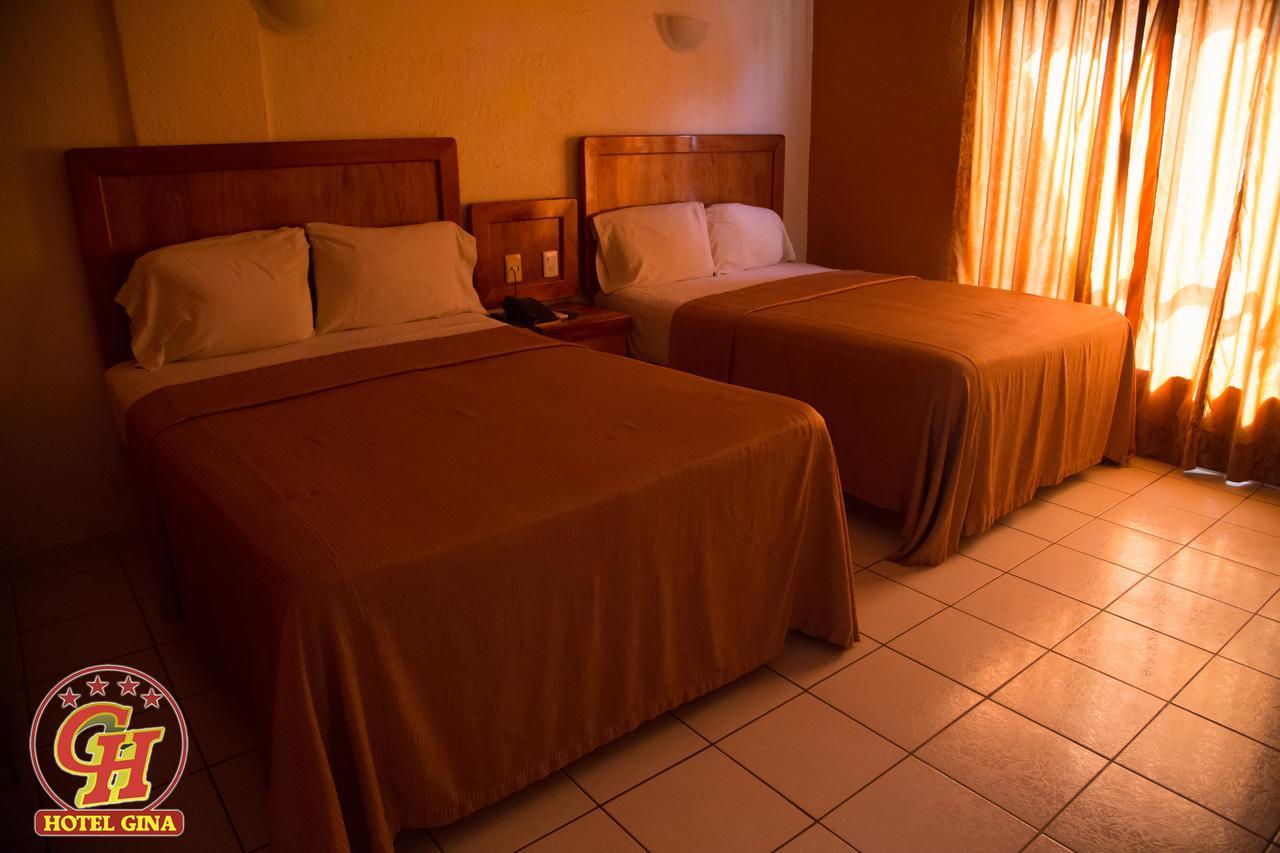Hotel Gina Tecoman Exterior photo